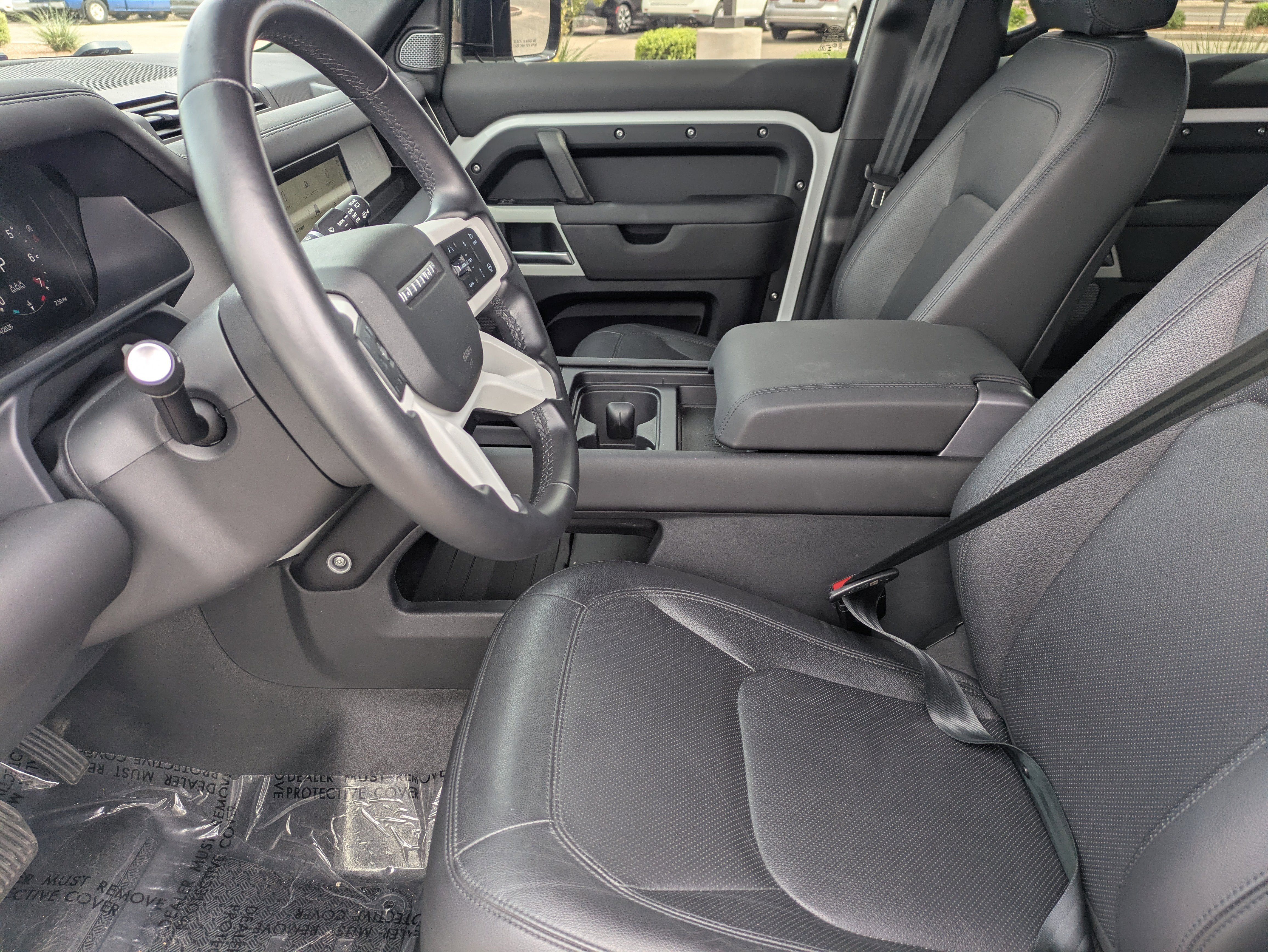 Used 2024 Land Rover Defender 110 S image 25