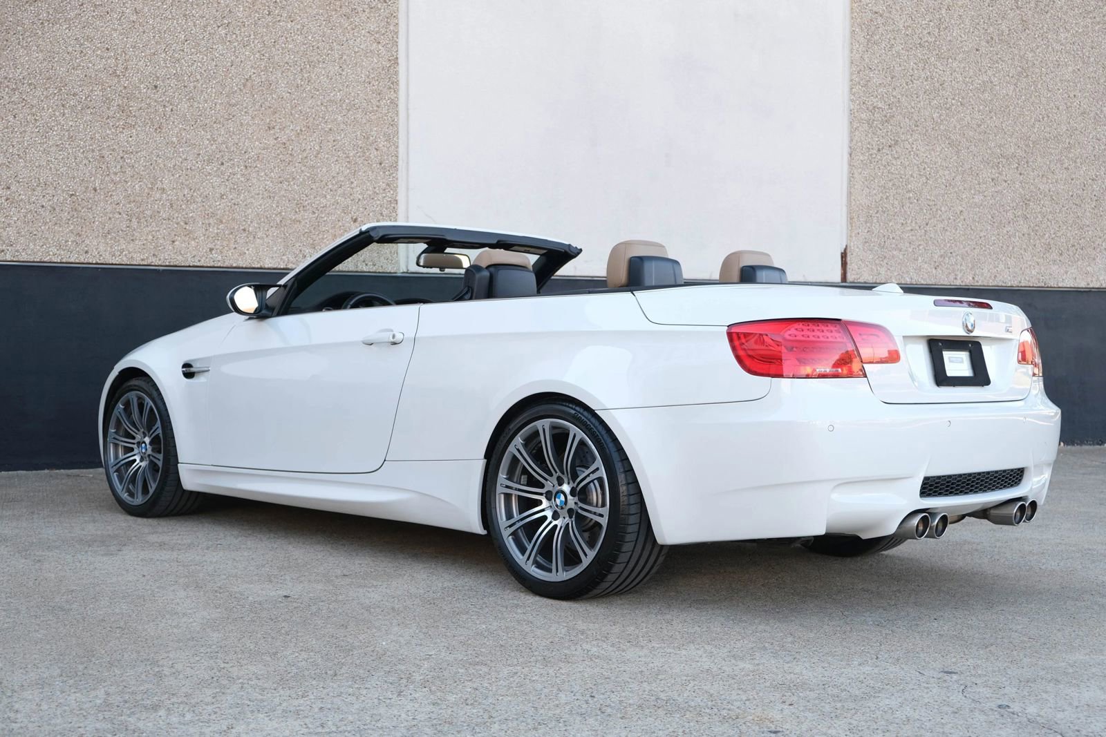 Used 2013 BMW M3 Convertible image 14
