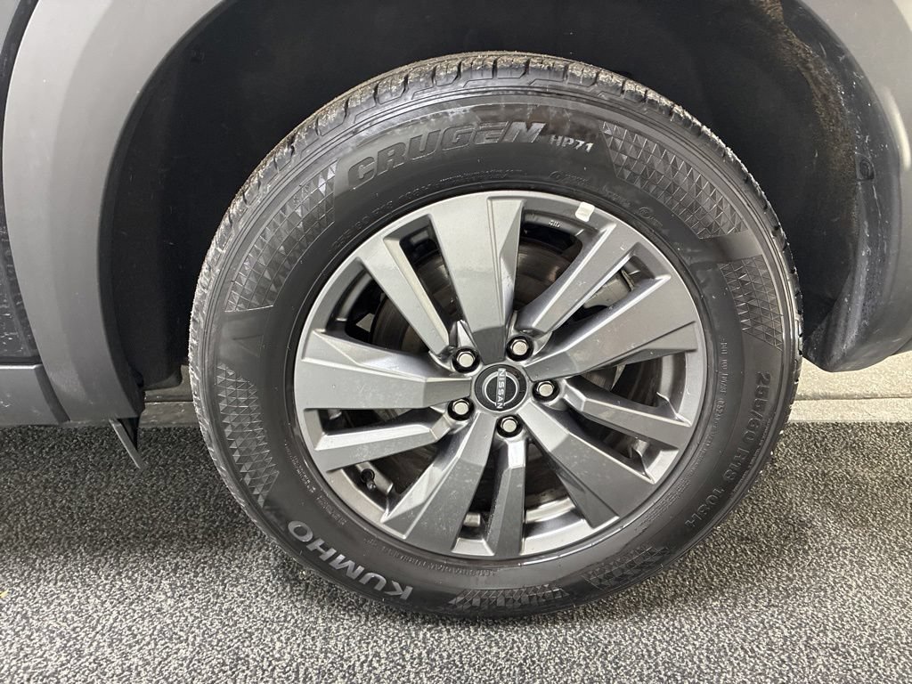 Used 2025 Nissan Pathfinder SV AWD/4WD image 9