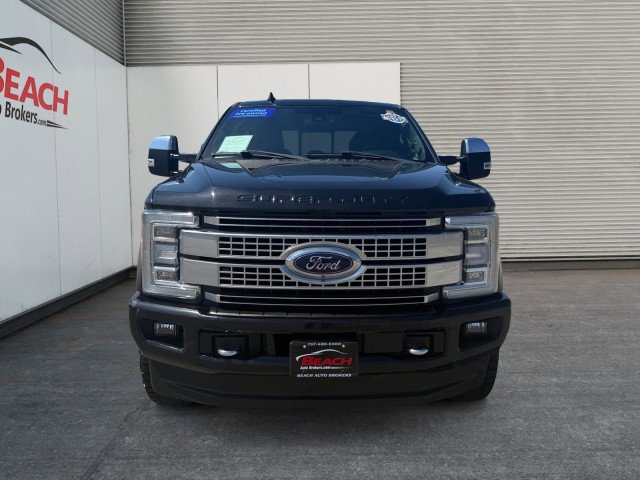 Used 2019 Ford F250 Platinum w/ Platinum Ultimate Package AWD/4WD image 5