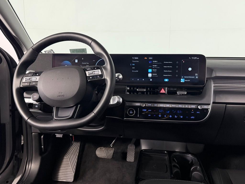 Used 2025 Hyundai Ioniq 5 SEL RWD image 19