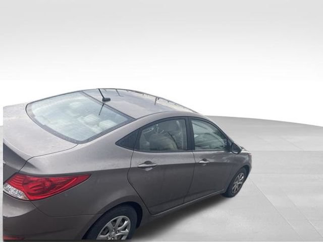 Used 2013 Hyundai Accent GLS FWD image 7