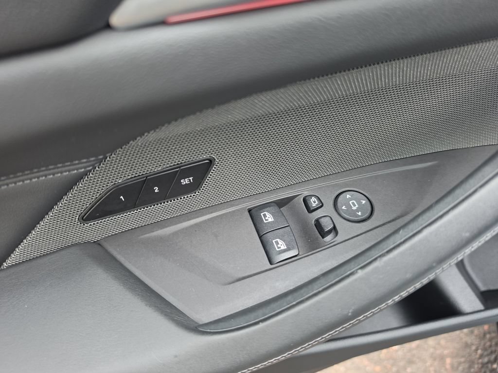 Used 2025 BMW M4 xDrive Competition AWD/4WD image 12
