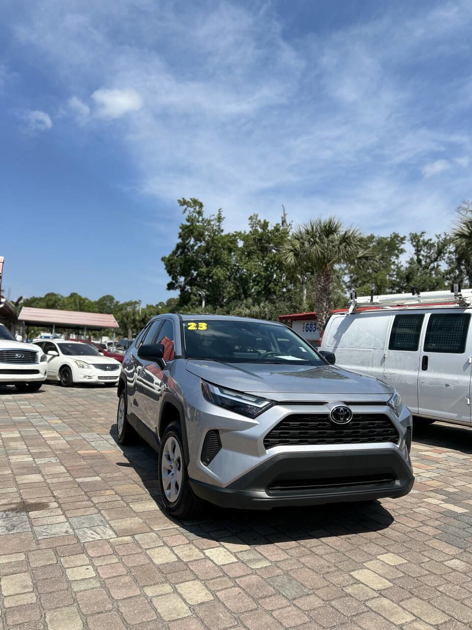 Used 2023 Toyota RAV4 LE image 2