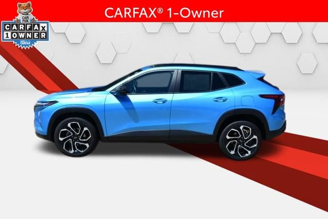 Used 2025 Chevrolet Trax RS w/ Driver Confidence Package FWD image 2