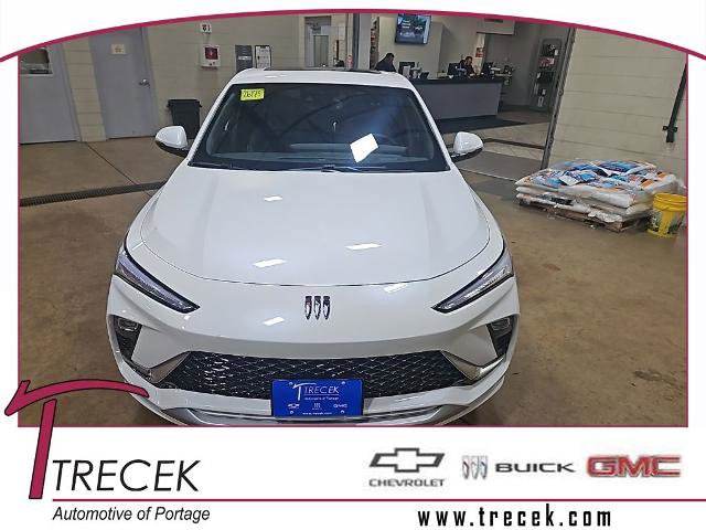 New 2026 Buick Envista Avenir image 1