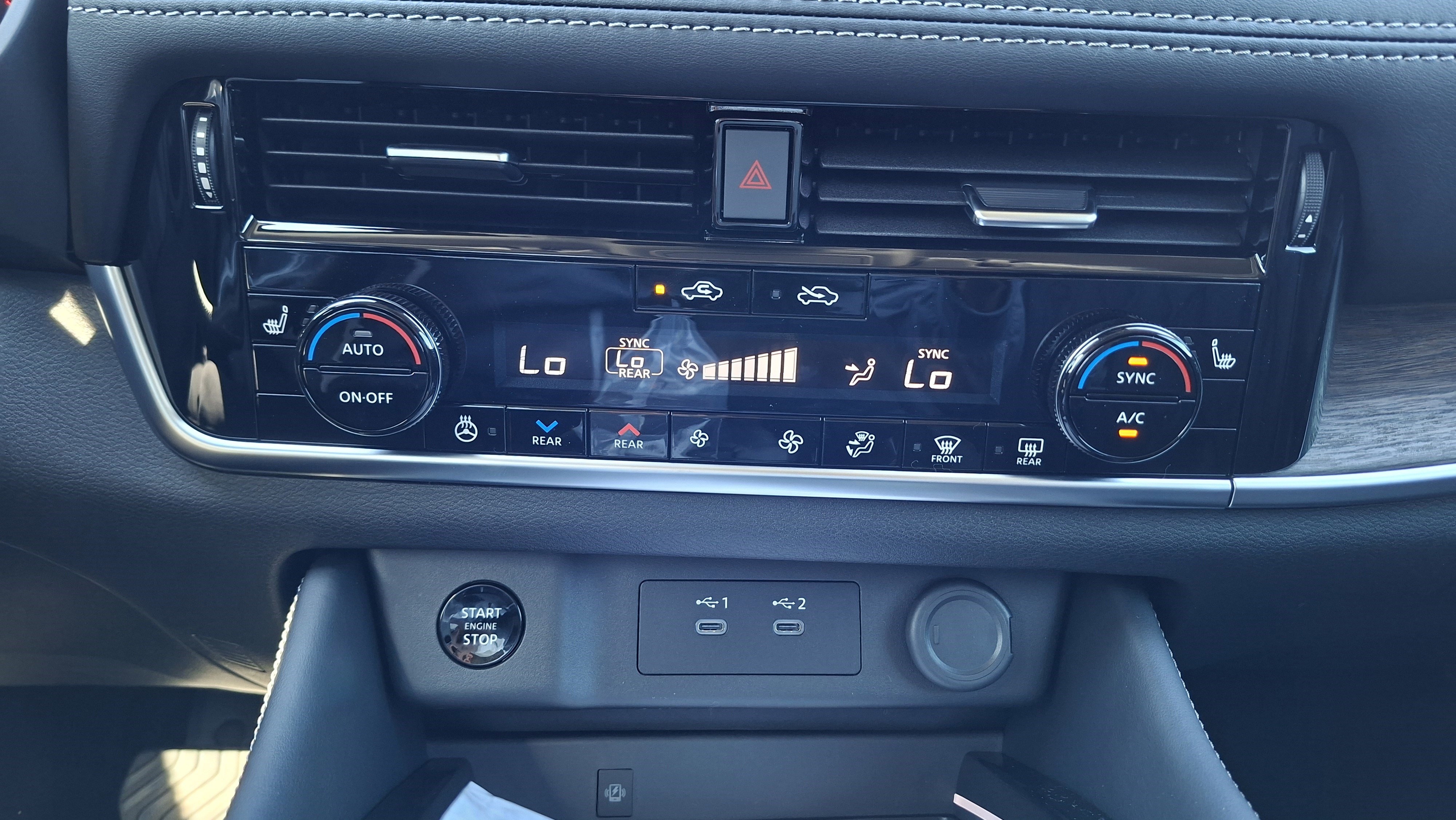 New 2026 Nissan Rogue Platinum image 10