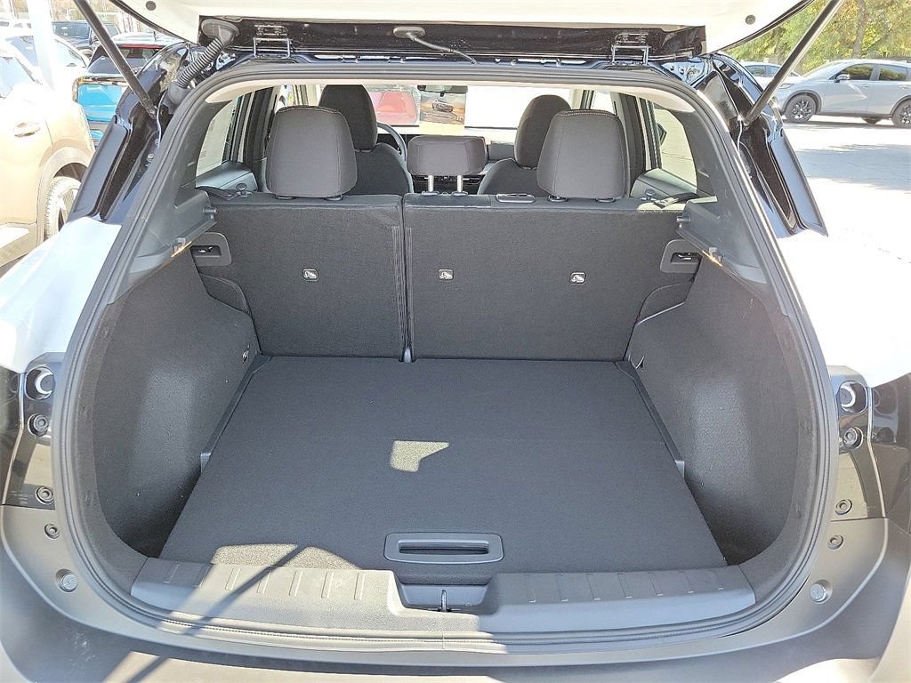 New 2025 Nissan Kicks SV FWD image 13
