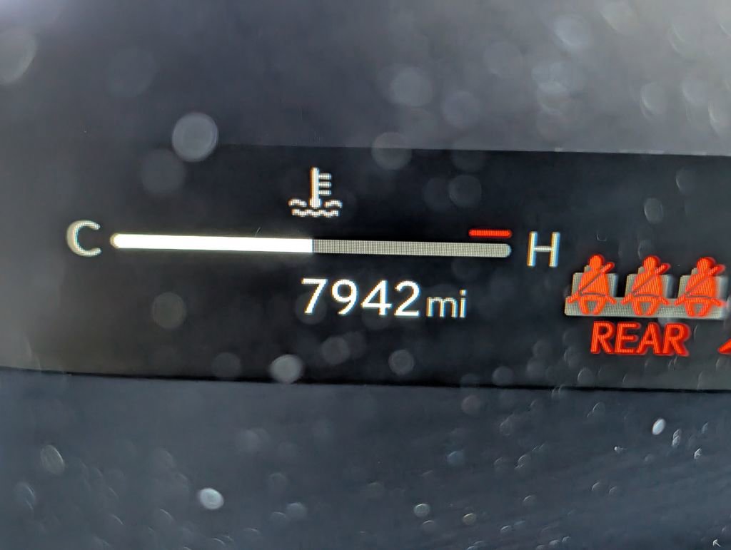 Used 2025 Lexus RX 350 Premium w/ Accessory Package (Z1) FWD image 19