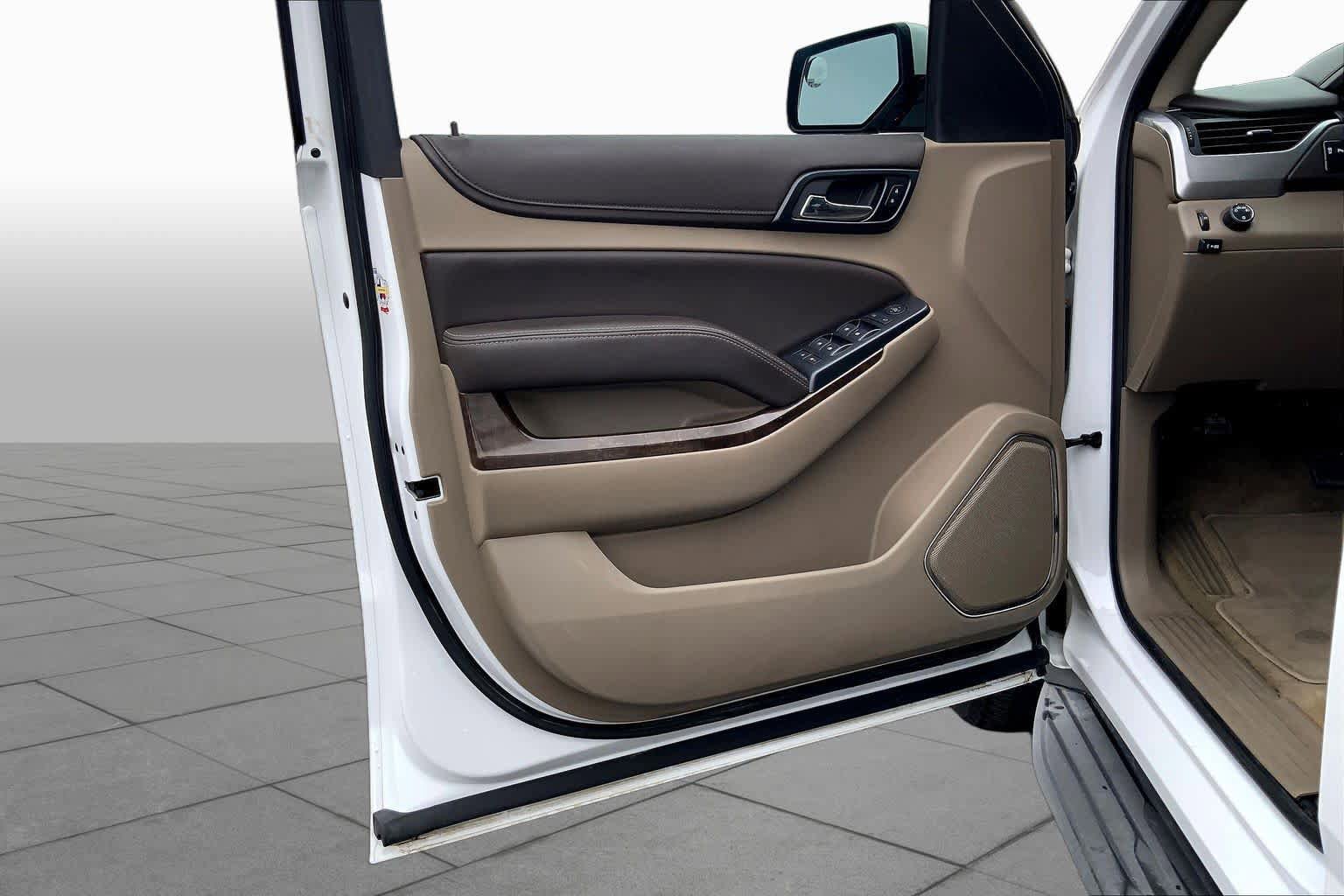 Used 2015 Chevrolet Tahoe LS RWD image 21