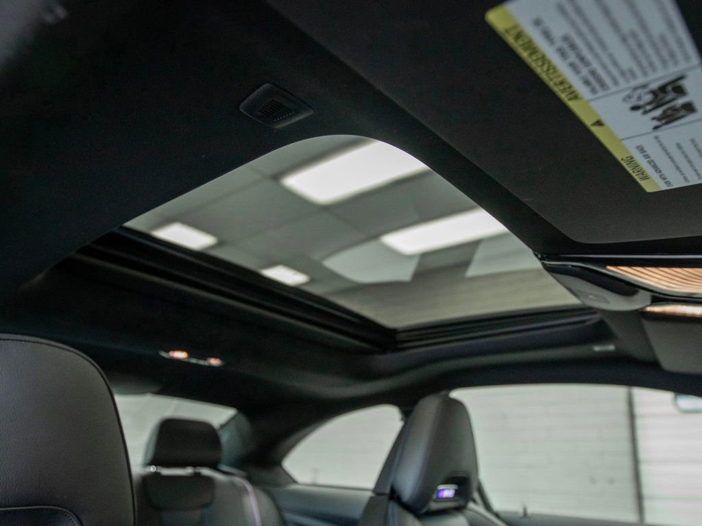 Used 2023 BMW M2 w/ Lighting Package RWD image 32