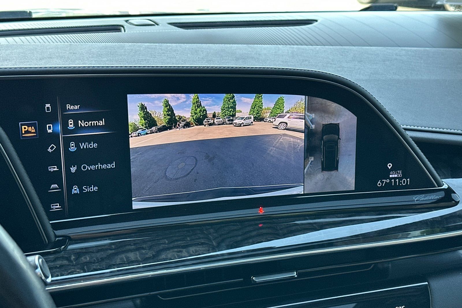 Certified 2021 Cadillac Escalade ESV Premium Luxury w/ Driver Assist Tech Package AWD/4WD image 25