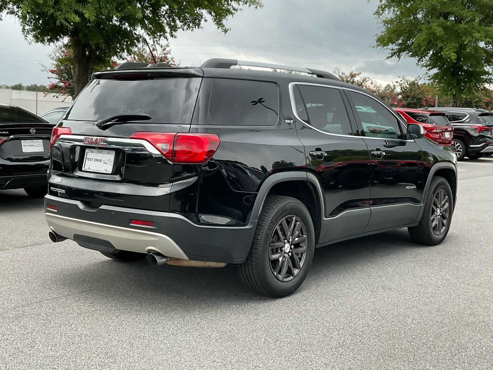 Used 2018 GMC Acadia SLT FWD image 5