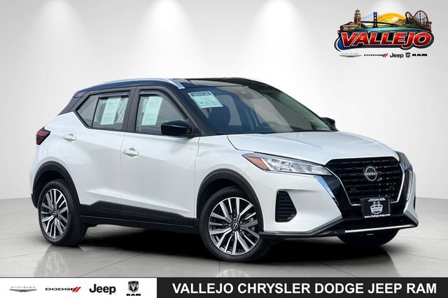 Used 2024 Nissan Kicks SV