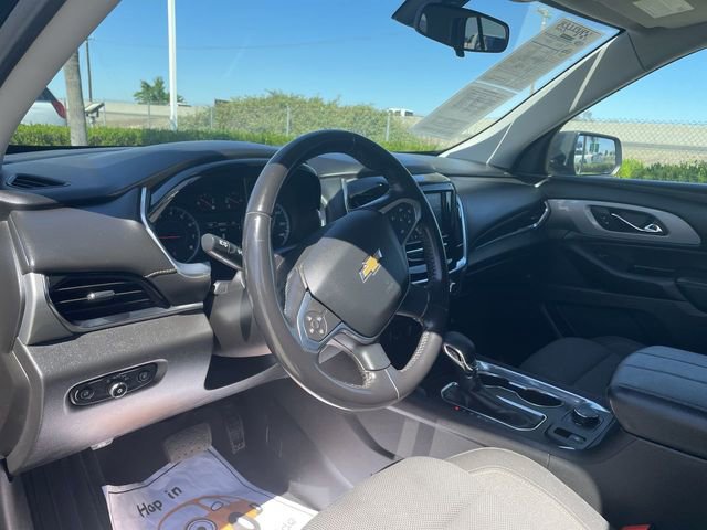 Used 2021 Chevrolet Traverse LT image 10