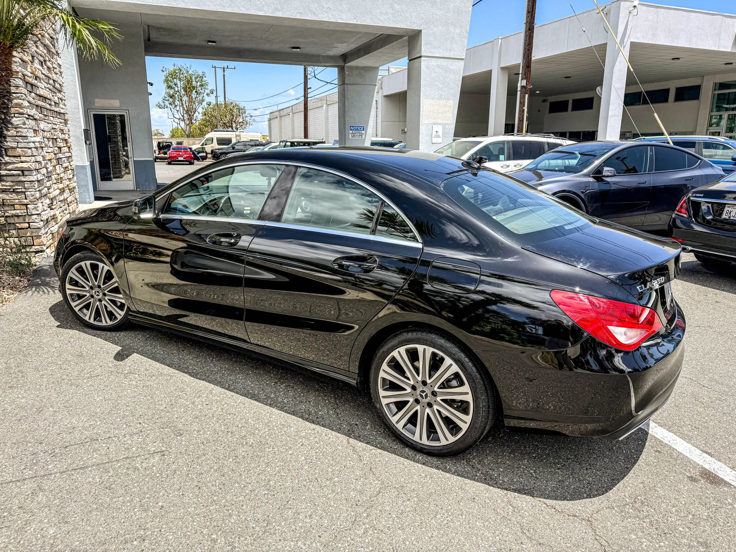 Used 2018 Mercedes-Benz CLA 250 image 4