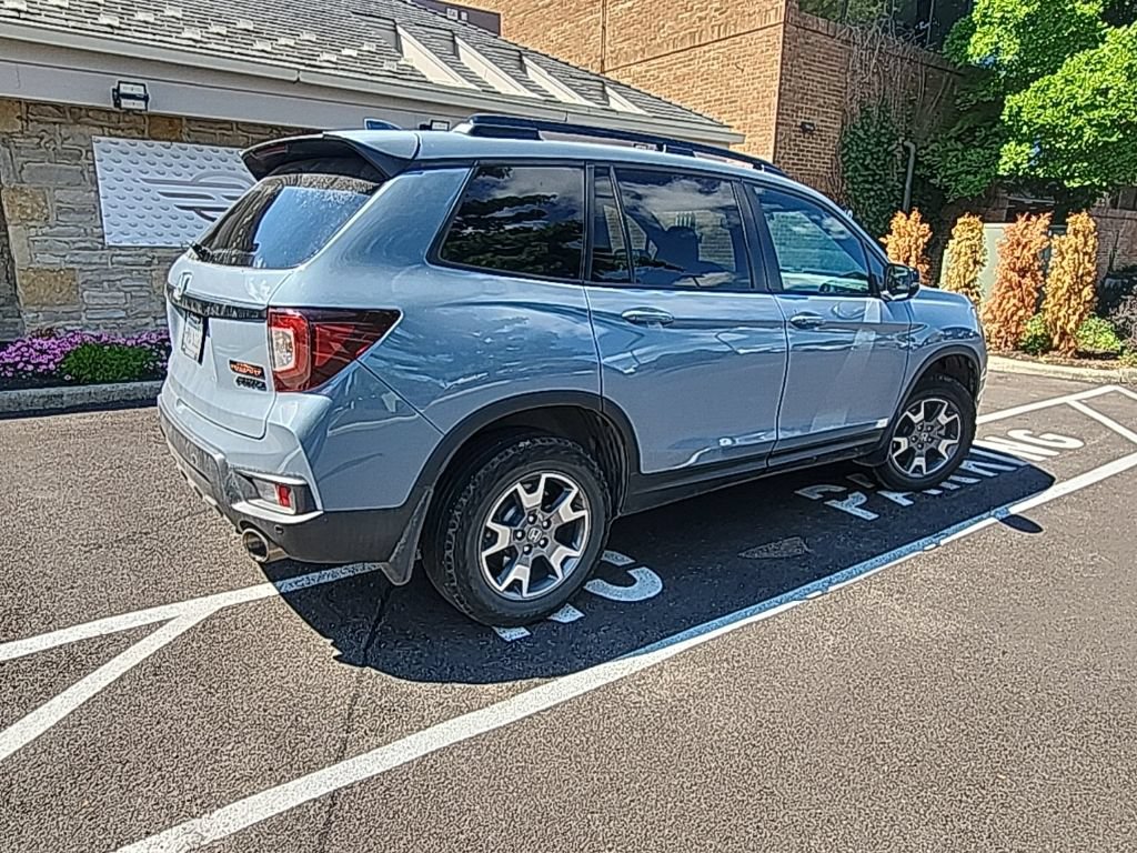 Used 2023 Honda Passport TrailSport image 6