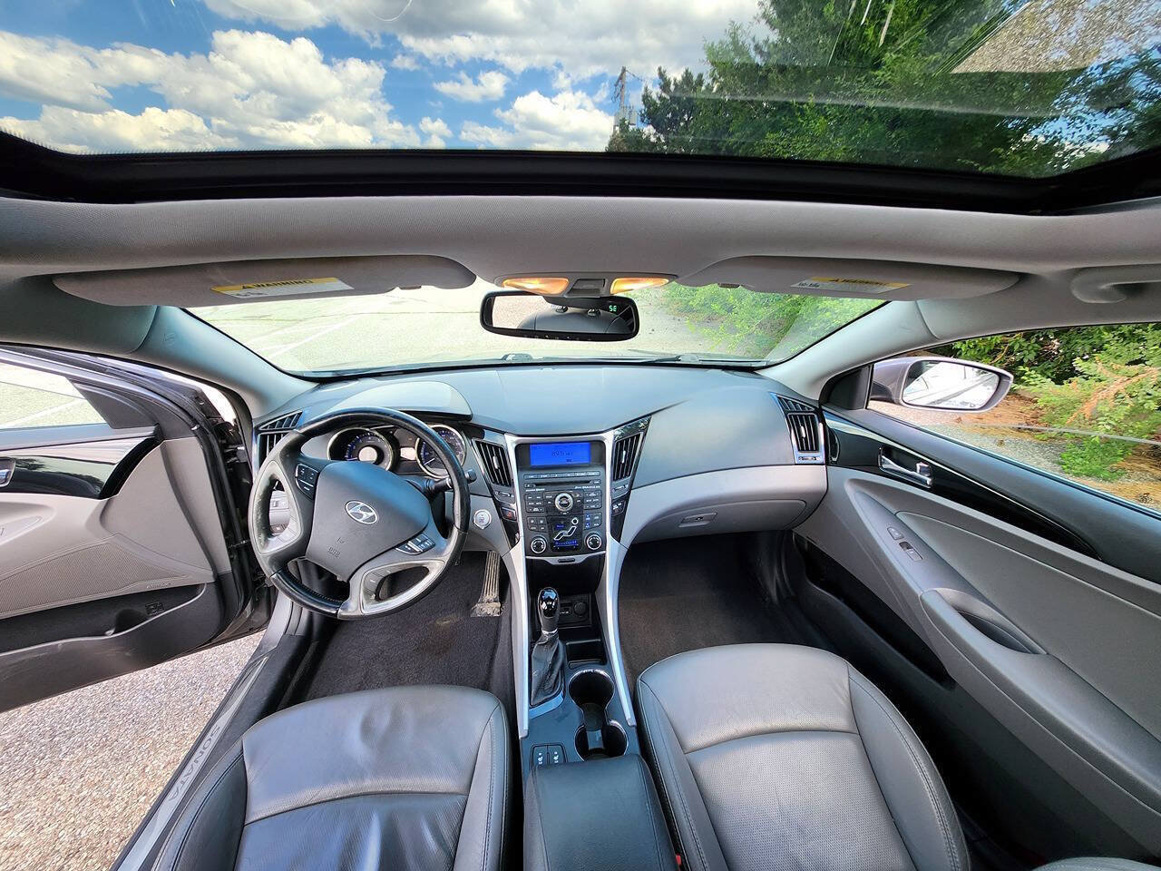Used 2011 Hyundai Sonata Limited FWD image 16