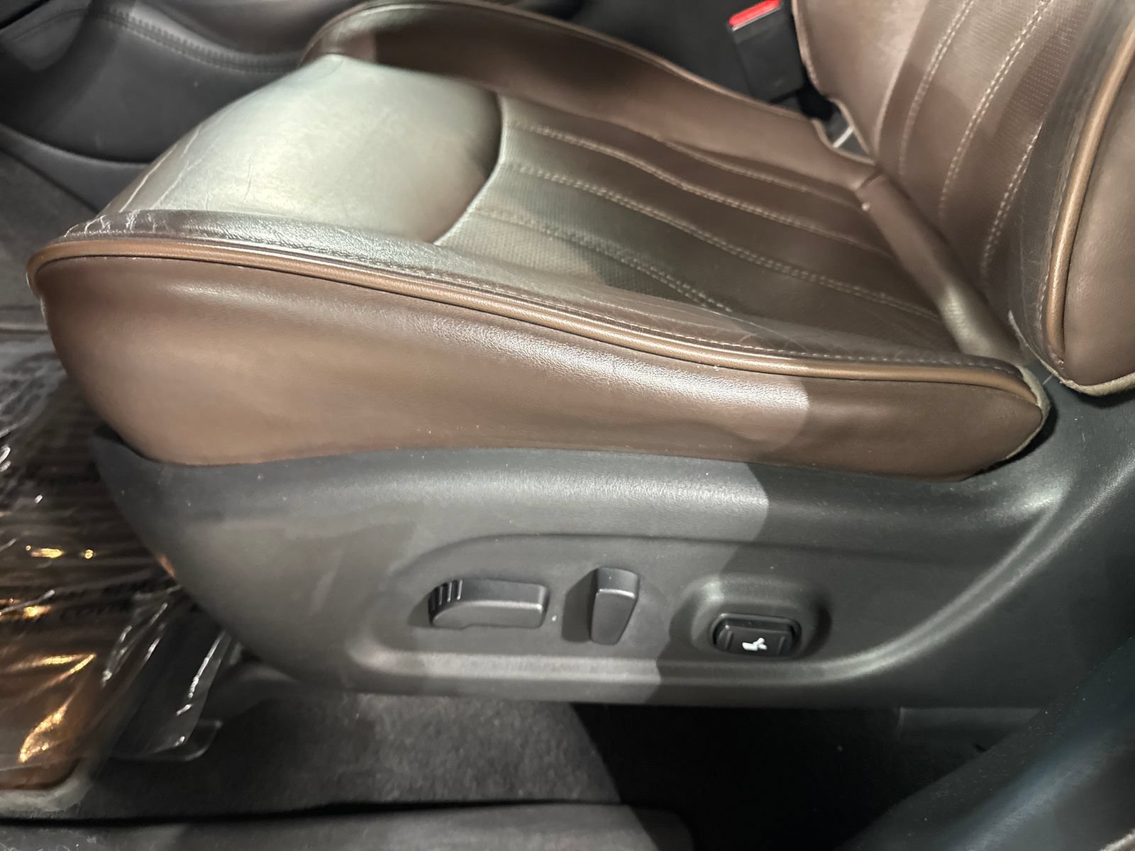 Used 2013 INFINITI JX35 AWD w/ Premium Pkg image 15