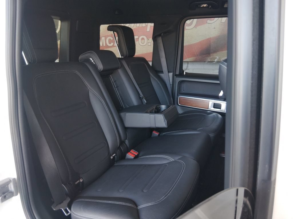 Used 2025 Mercedes-Benz G 550 image 21