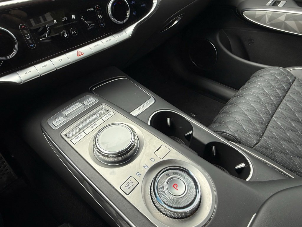 Used 2025 Genesis GV70 3.5T Sport w/ Sport Advanced Package image 25