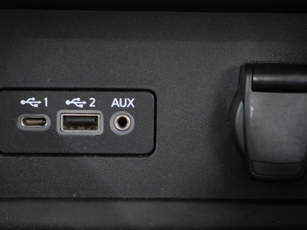 Used 2023 Nissan Sentra SV image 21