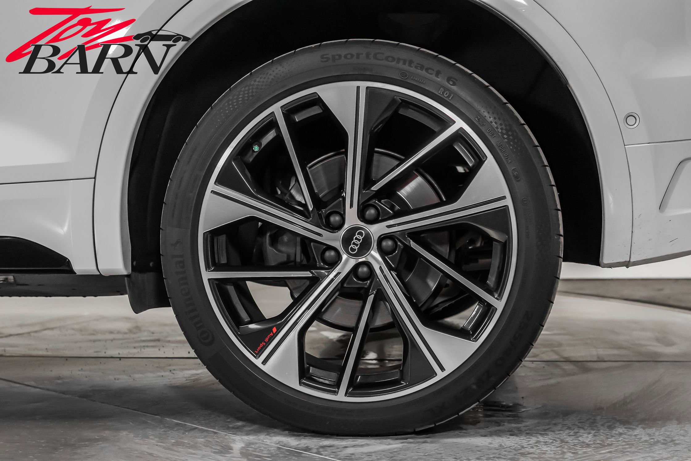 Used 2024 Audi SQ5 Prestige image 18