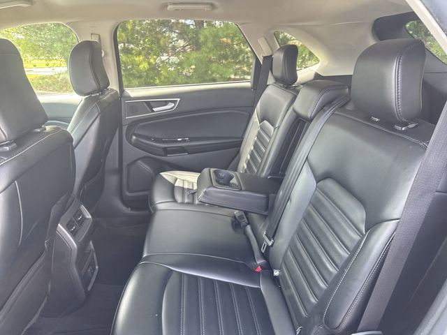 Used 2020 Ford Edge SEL AWD/4WD image 12