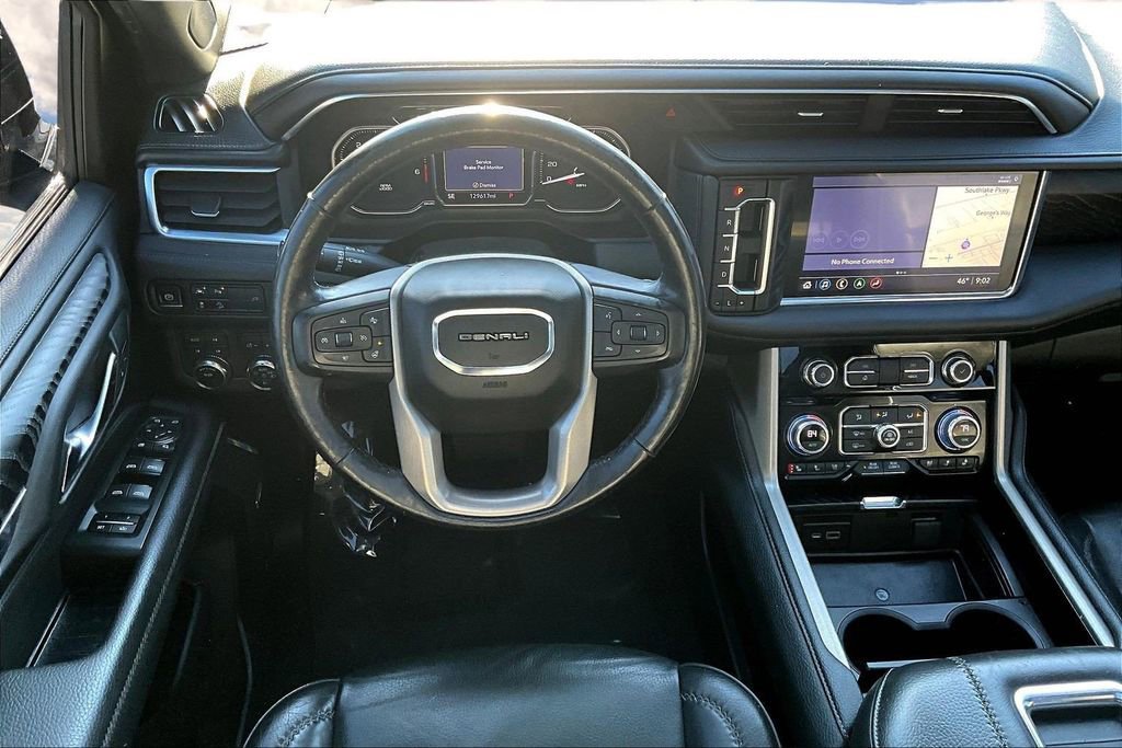 Used 2021 GMC Yukon Denali w/ Advanced Technology Package AWD/4WD image 8