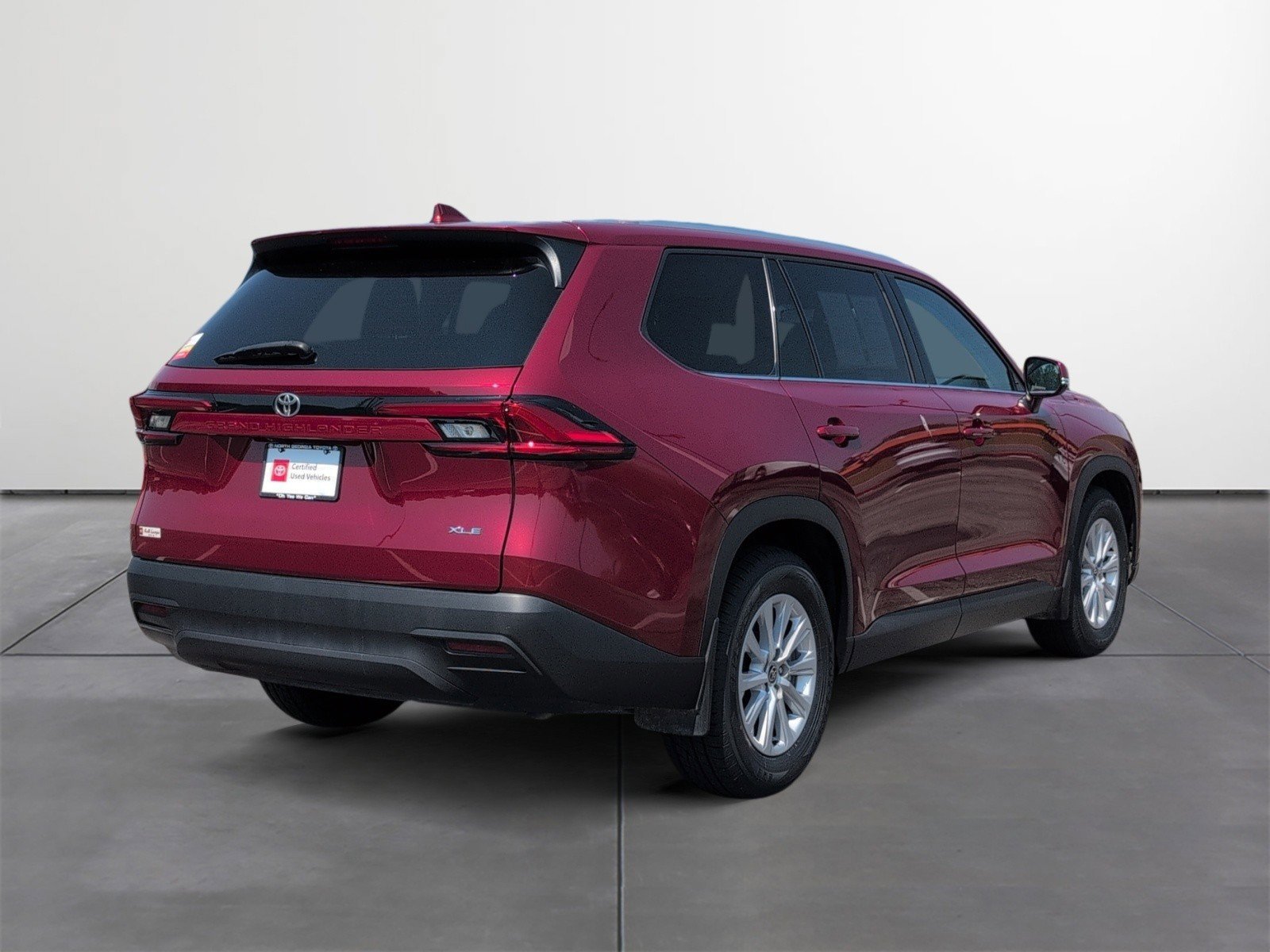 Certified 2024 Toyota Grand Highlander XLE FWD image 5