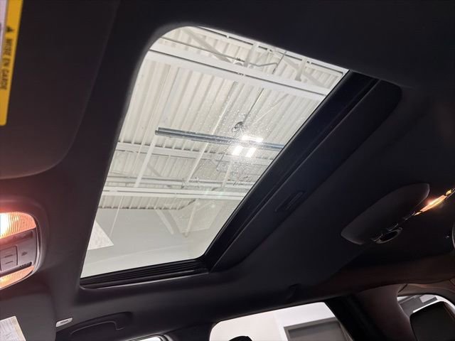 Used 2023 Dodge Durango GT image 21