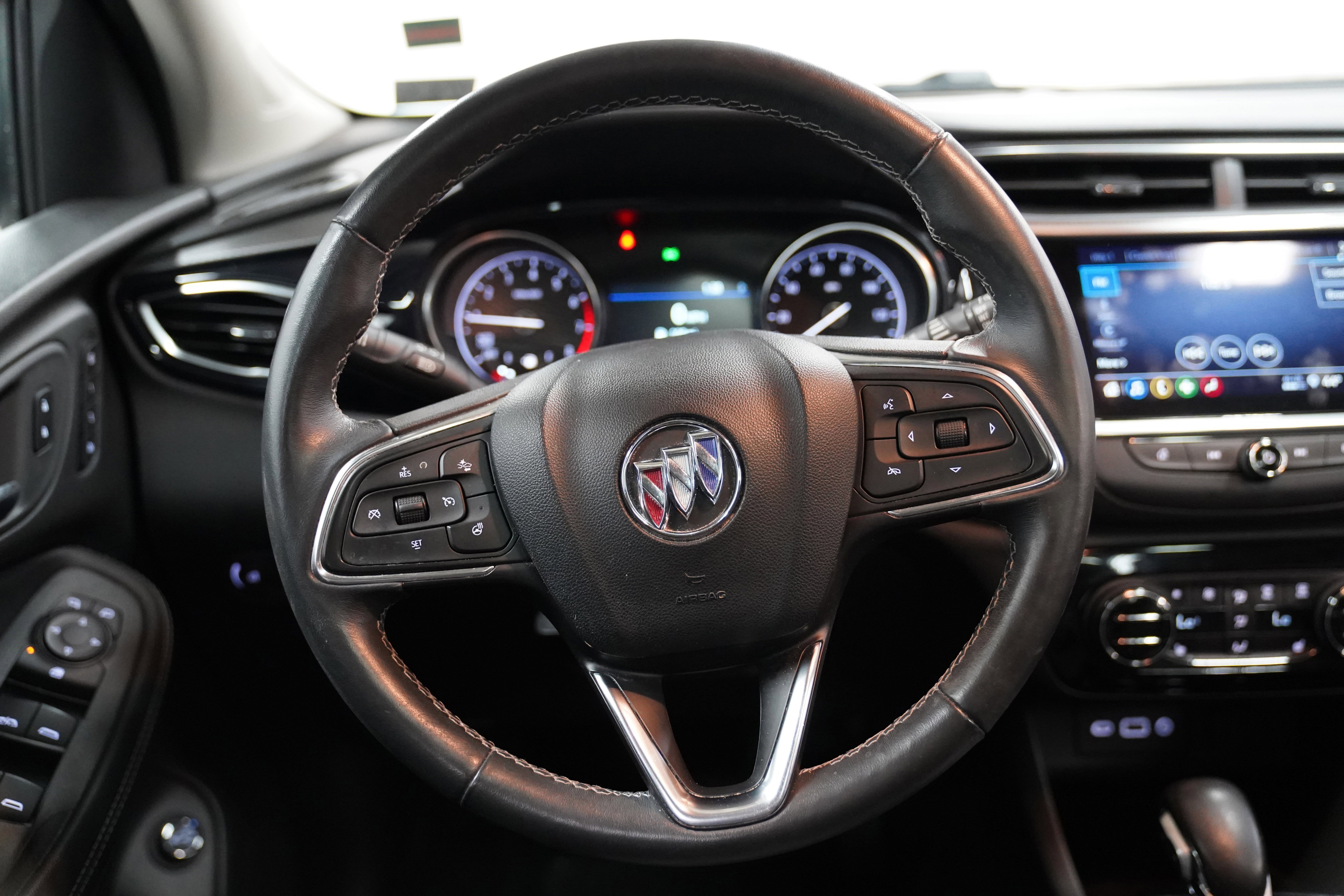 Used 2022 Buick Encore GX Essence w/ Experience Buick Package image 14