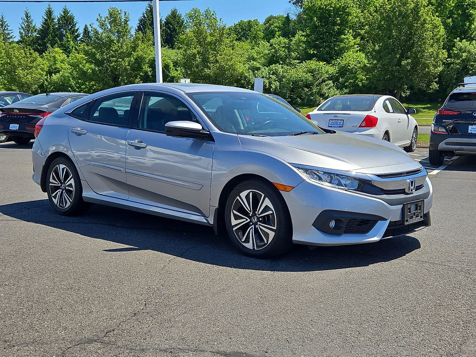 Used 2016 Honda Civic EX-L image 4