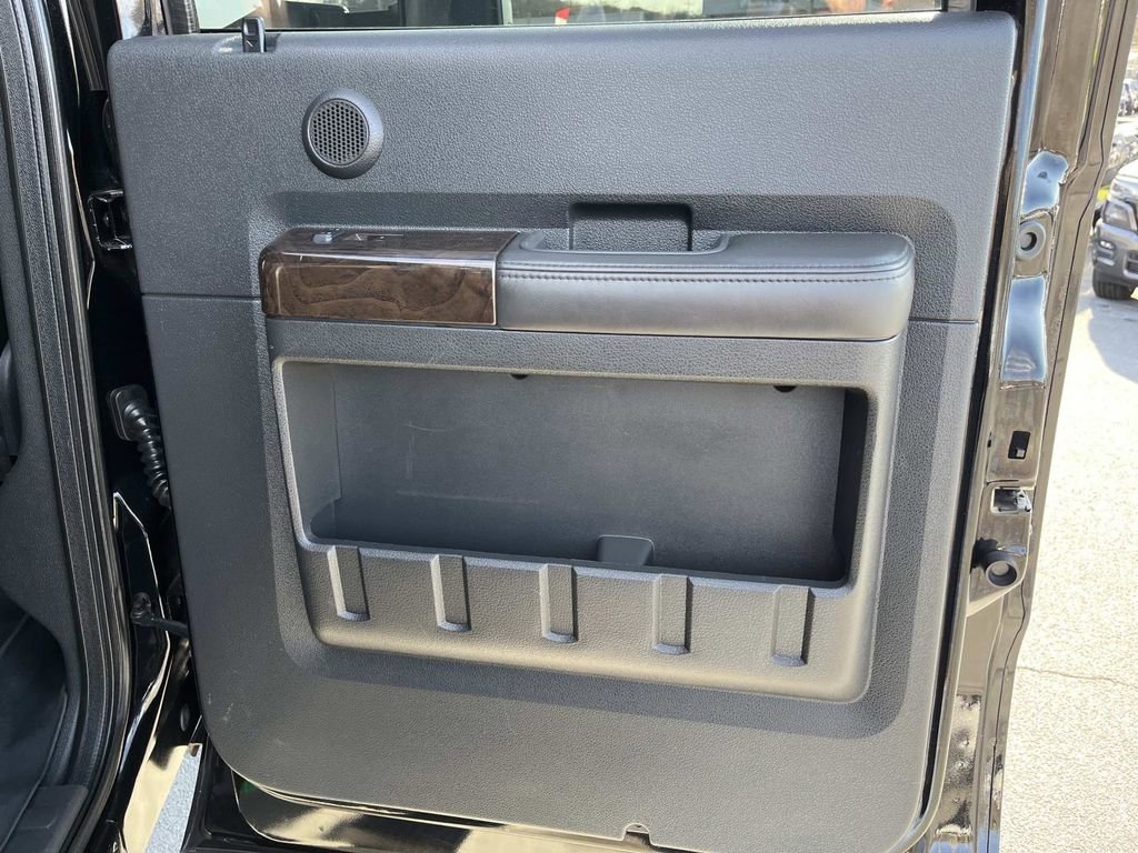 Used 2016 Ford F250 Platinum w/ FX4 Off-Road Package image 19