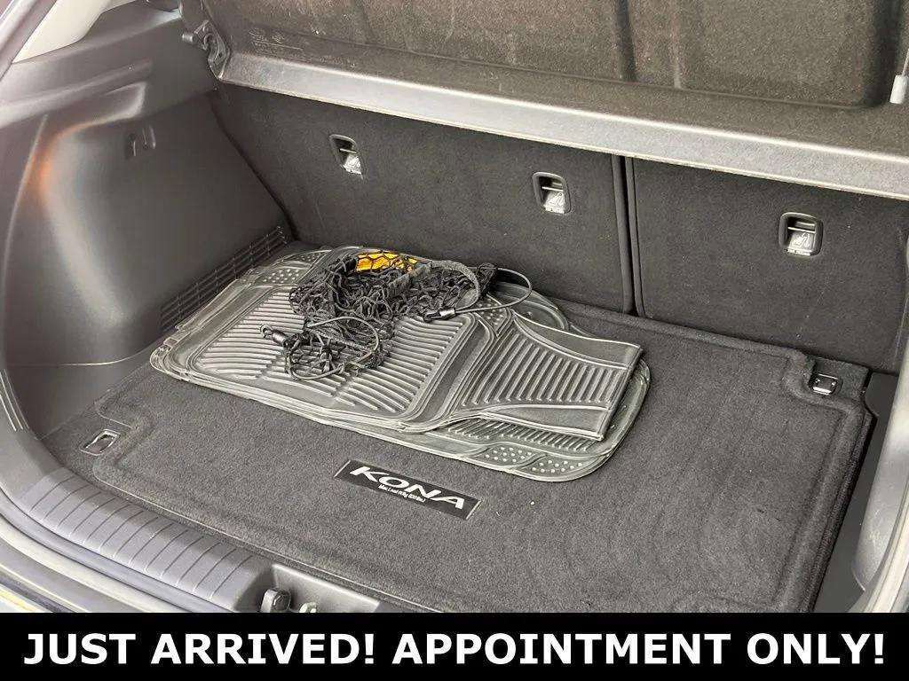 Used 2021 Hyundai Kona SEL Plus AWD/4WD image 19