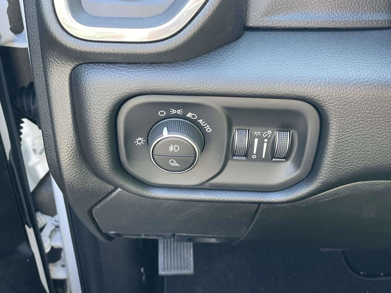 New 2026 RAM 2500 Laramie image 13