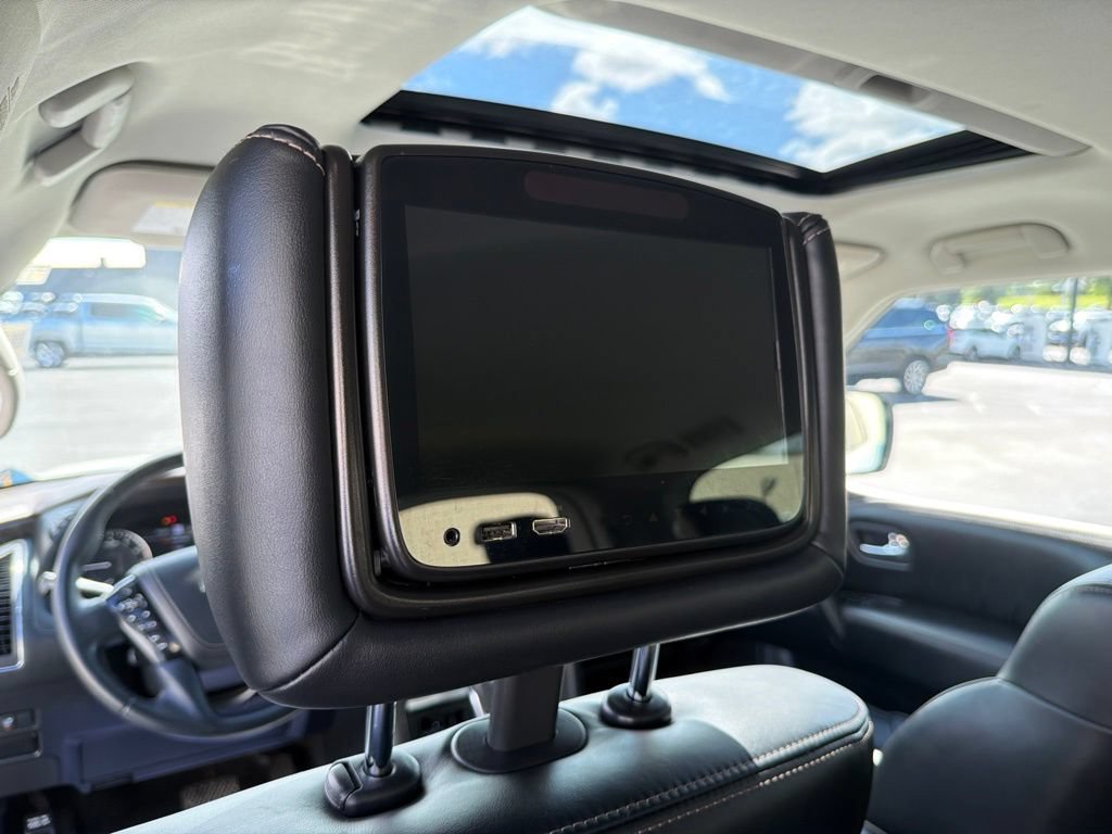 Used 2023 Nissan Armada Platinum w/ Captain's Chairs Package AWD/4WD image 15