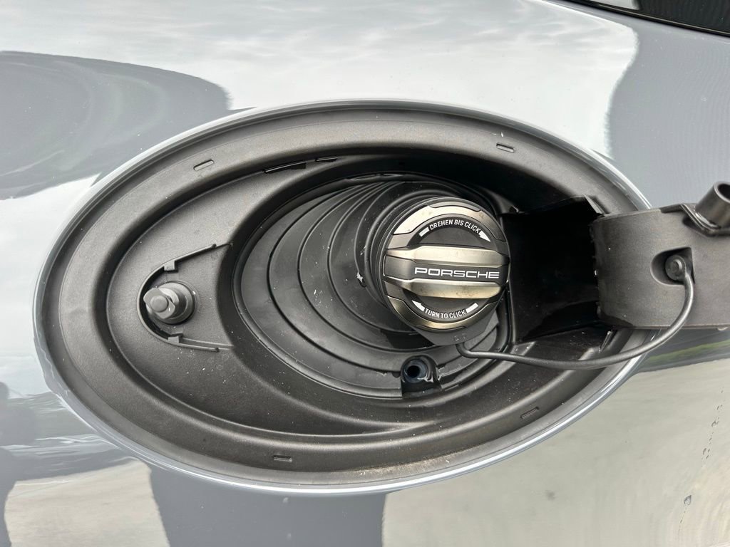 Used 2025 Porsche Panamera Turbo image 40