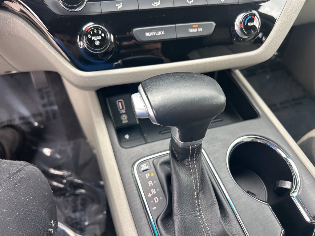 Used 2020 Kia Sedona EX FWD image 14