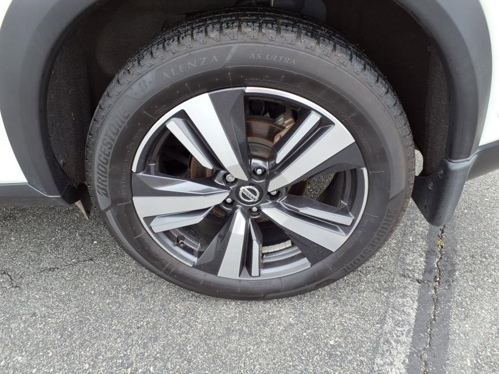 Used 2021 Nissan Rogue Platinum image 6