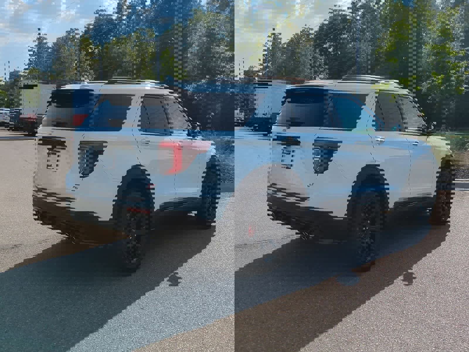 Used 2022 Ford Explorer ST w/ Equipment Group 401A image 8
