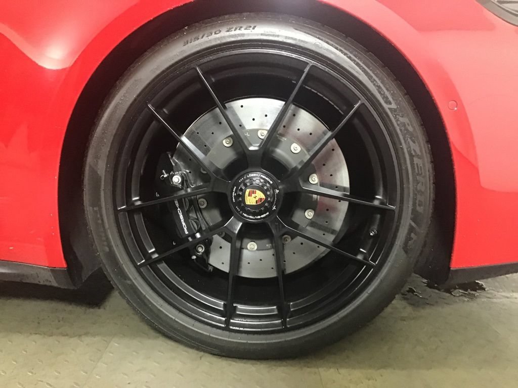 Certified 2025 Porsche 911 Carrera GTS RWD image 12