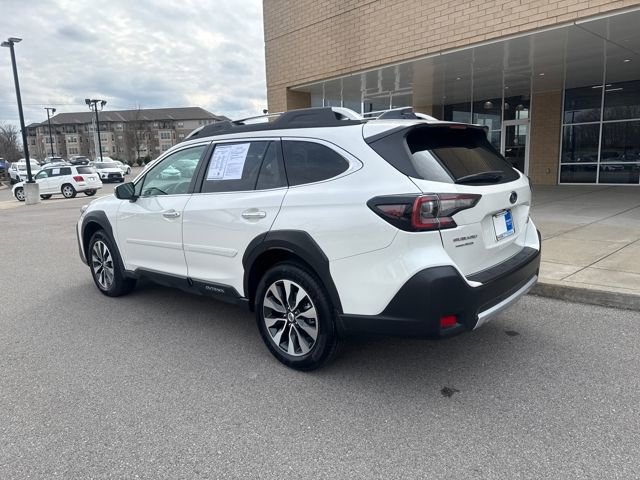 Used 2023 Subaru Outback Touring XT image 2