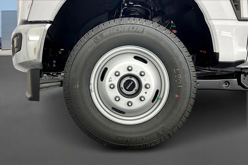 New 2026 Ford F350 XL w/ XL Chrome Package image 11