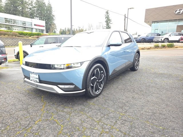 Certified 2024 Hyundai Ioniq 5 SE image 3