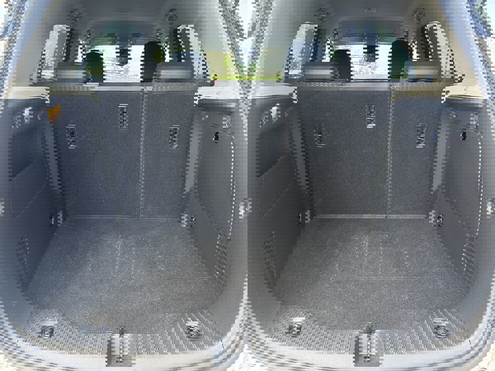 Used 2020 Buick Encore Preferred image 23