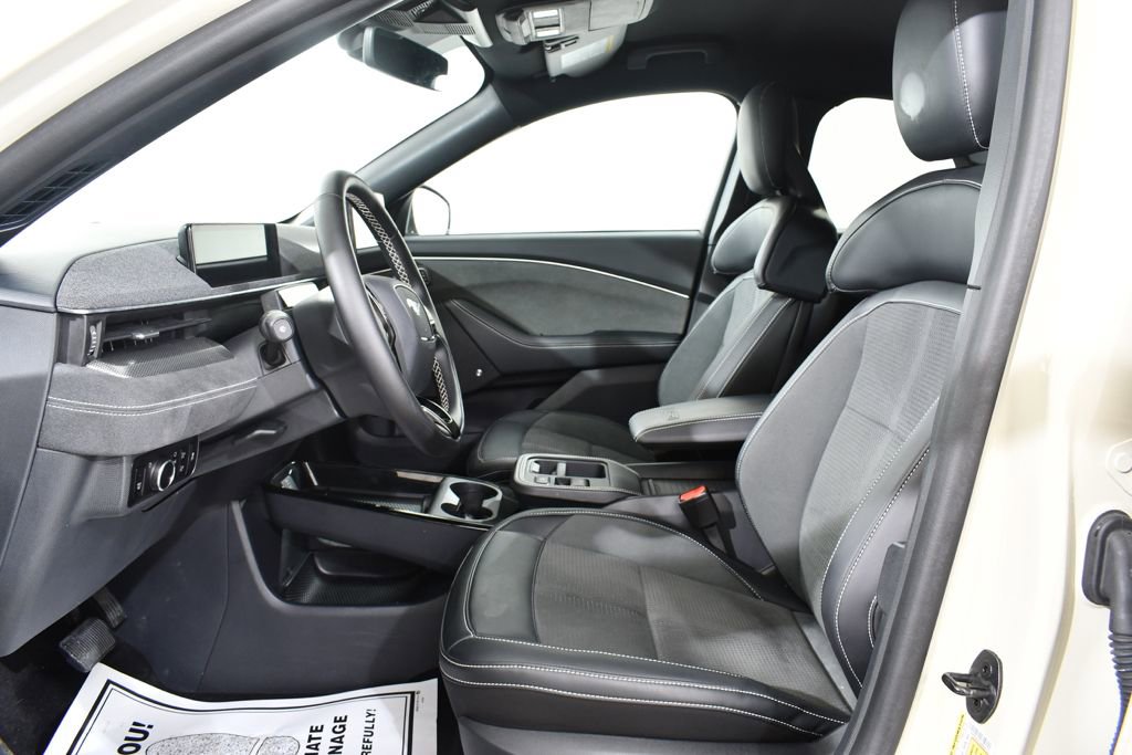 Used 2025 Ford Mustang Mach-E GT image 6