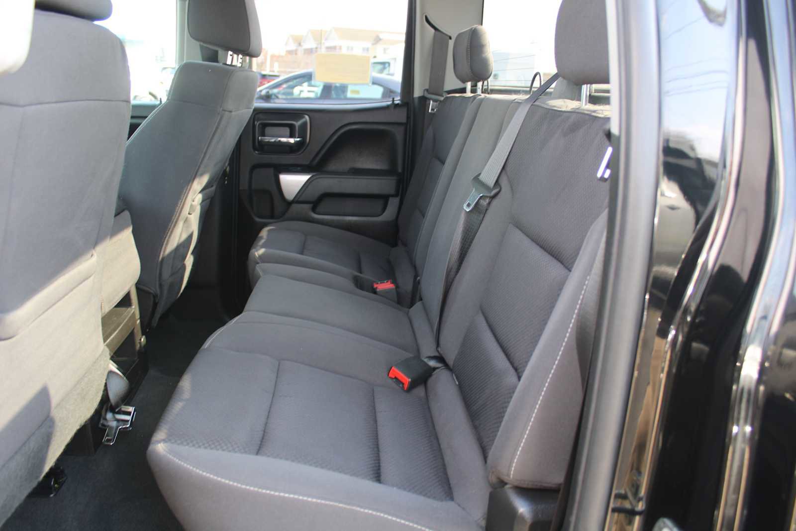 Used 2019 Chevrolet Silverado 1500 LT w/ All Star Edition image 10