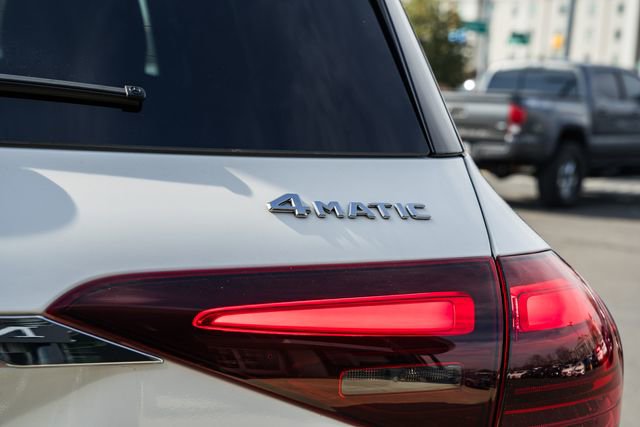 Used 2024 Mercedes-Benz GLE 450e 4MATIC image 8