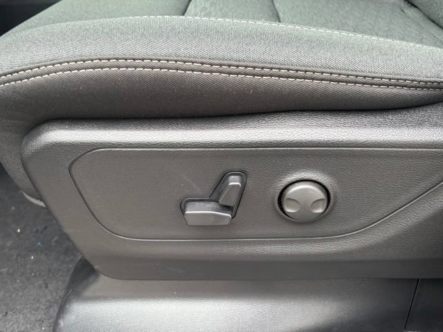 New 2026 RAM 1500 Big Horn AWD/4WD image 16